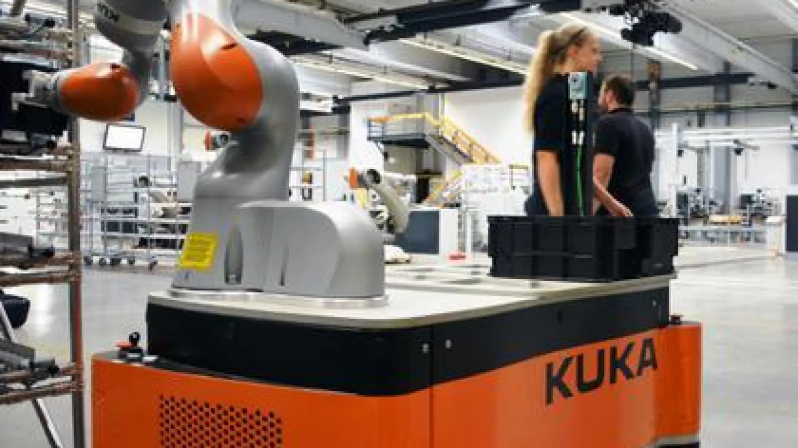 Der Roboterhersteller Kuka  setzt weiter auf die Achse zwischen Augsburg und München. Im neun Hektar großen Meringer Gewerbegebiet wird sich die Logistik-Gruppe Honold ansiedeln, um für Kuka einen Standort auszubauen. 	Foto: Kuka (Foto: Kuka)