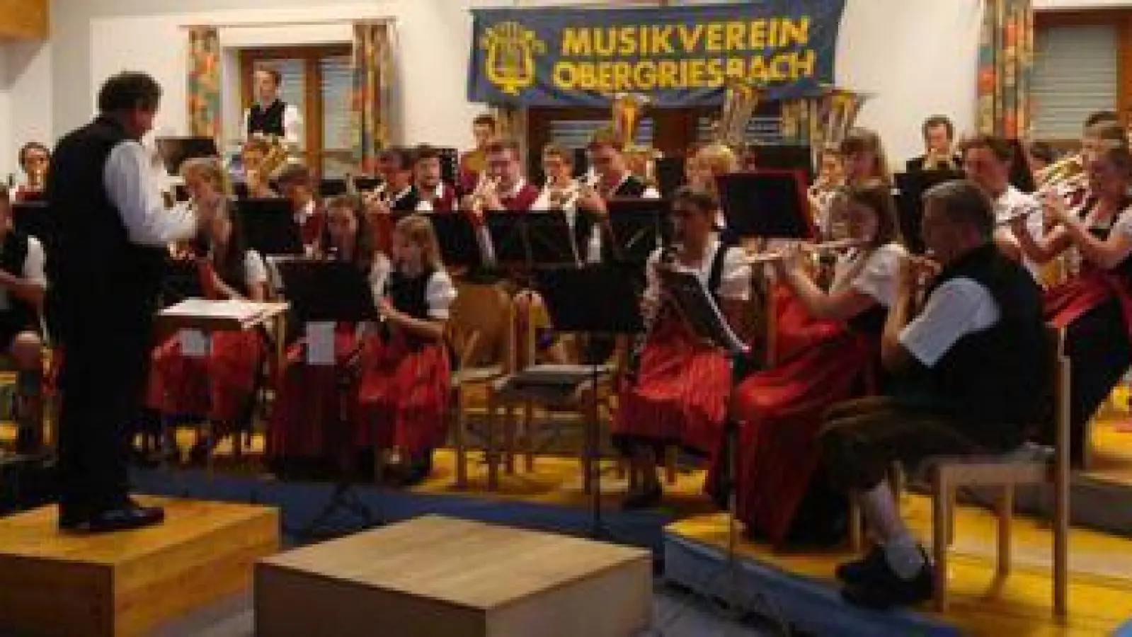 Musiker  aus Obergriesbach und Altomünster boten beim Brunnenhofkonzert ein abwechslungsreiches Programm. 	Foto: Bernd Broll (Foto: Bernd Broll)