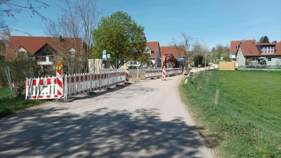Noch bis Ende Mai wird die Echsheimer Straße in Wiesenbach gesperrt sein. (Foto: Wilhelm Wagner)