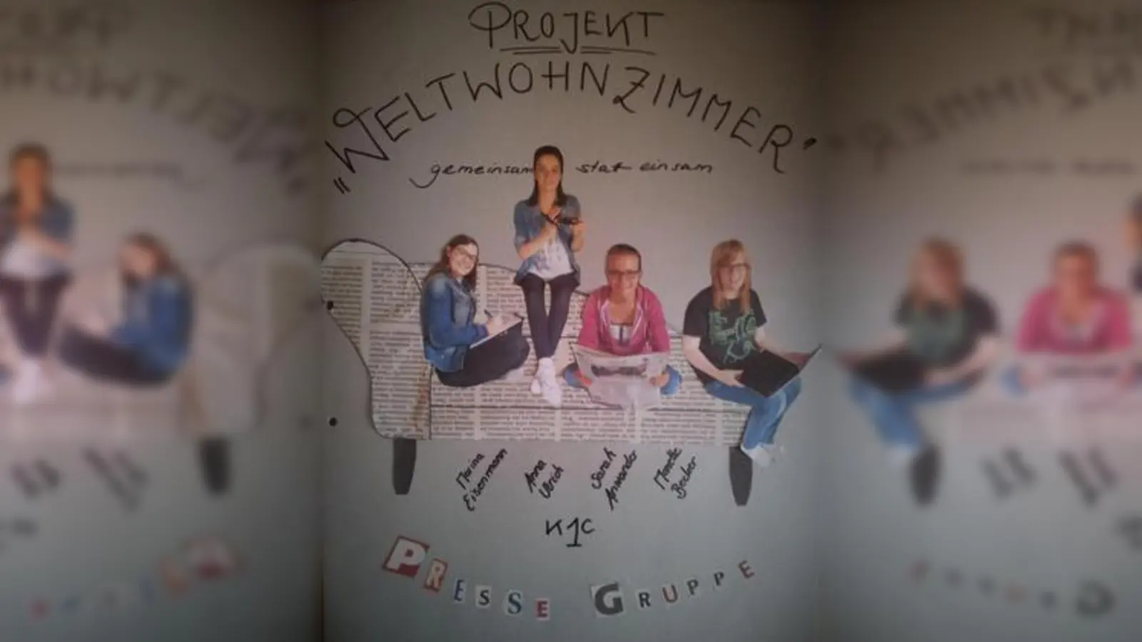 Die vier Mädels   auf ihrem Projekt-Plakat: Einiges an Arbeit haben die Gruppen geleistet. Neben dem Kontakt zu den Flüchtlingen ging es auch um eine Präsentation der Leistungen für die Ausbildung.	    	Foto: Marina Eisenmann (Foto: Marina Eisenmann)