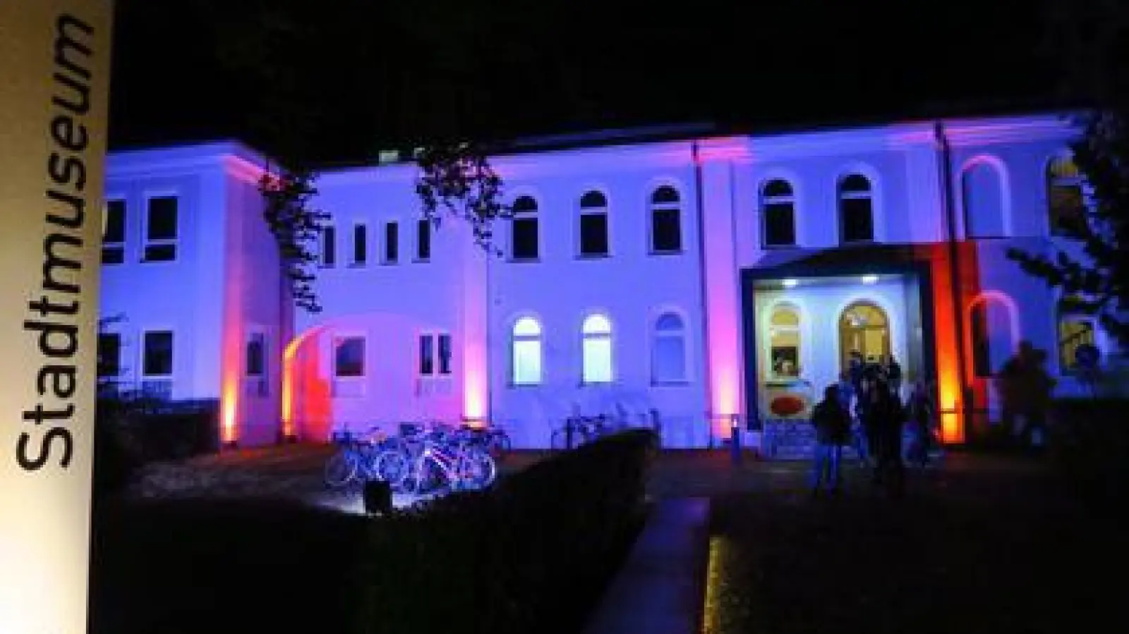 Im Aichacher Stadtmuseum   ist bei der Museumsnacht auch die Ausstellung „Landlerisch” zu sehen. 	Fotos: Erich Echter (Fotos: Erich Echter)
