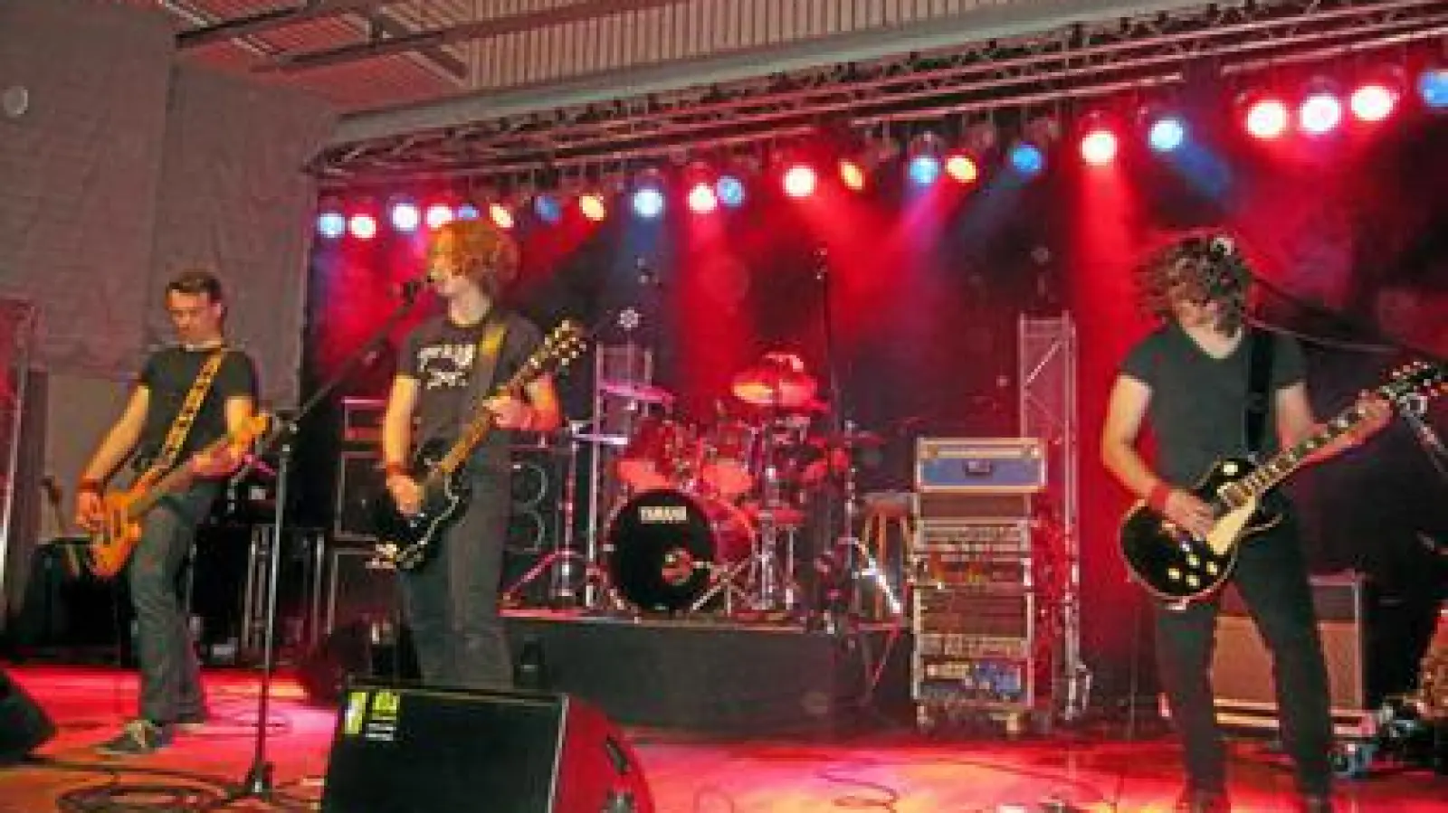 Die Rockband Opricum  aus Aichach nimmt am Emergenza-Wettbewerb teil. In der Vorrunde haben die Musiker bereits überzeugt und dürfen im Sommer beim Semifinale spielen.