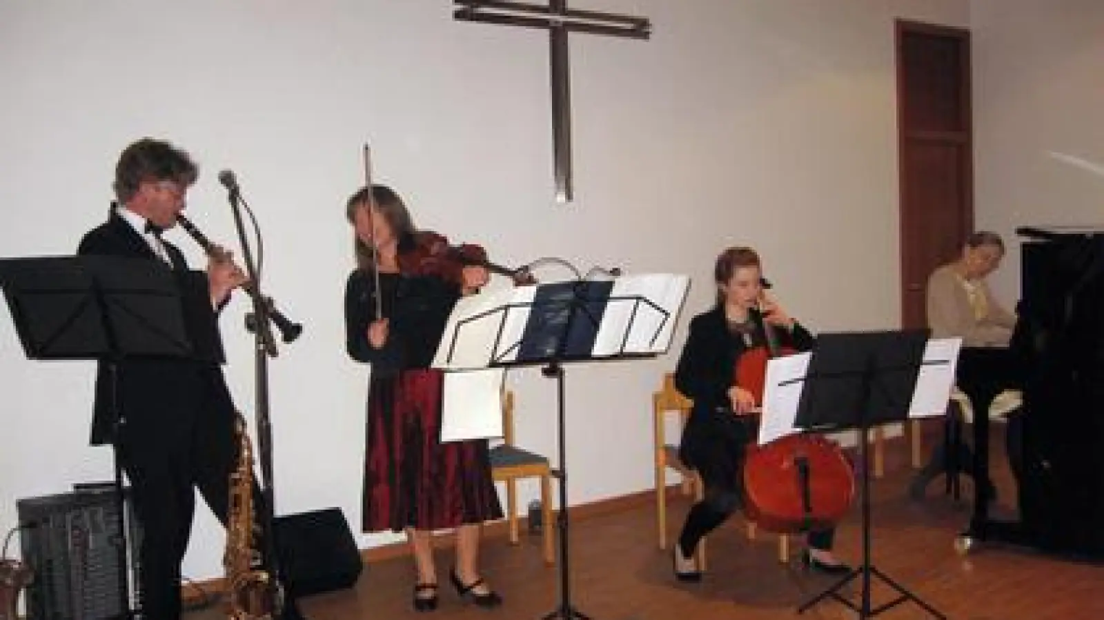 Das Erdweger Salonorchester  mit (von links) Florian Ewald, Gudrun Huber, Verena Ewald und Eva Kausch.	Foto: Gisela Huber (Foto: Gisela Huber)