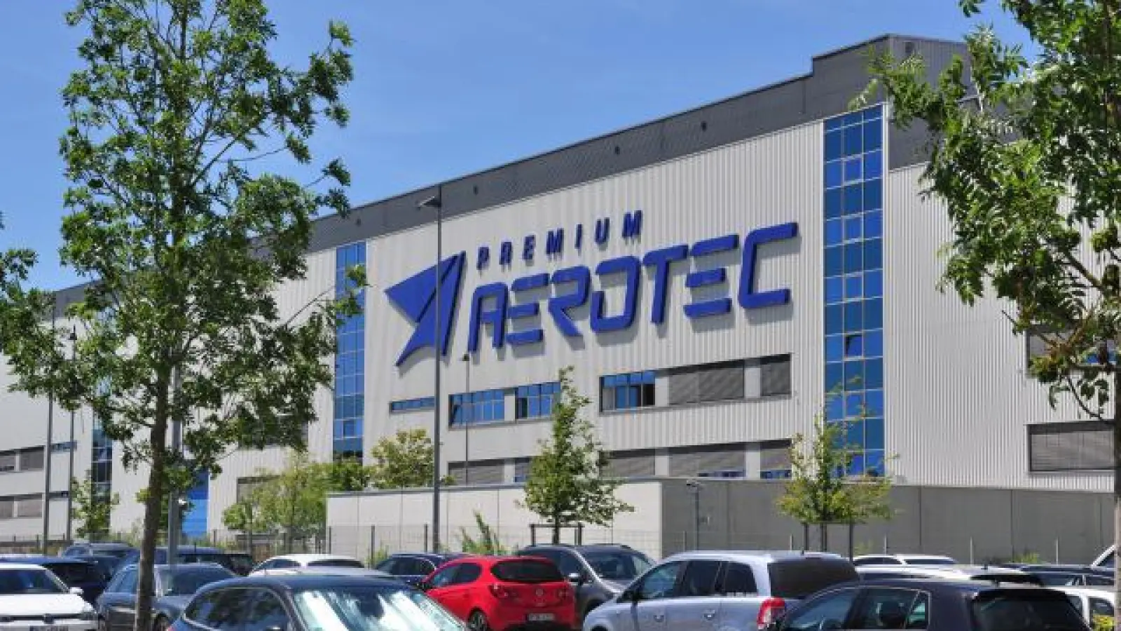 Spaltung verhindert:   Die vier Werke von Premium Aerotec in Augsburg werden entweder zusammen verkauft oder in eine neue Airbus-Tochter überführt. 	Foto: Laura Türk (Foto: Laura Türk)