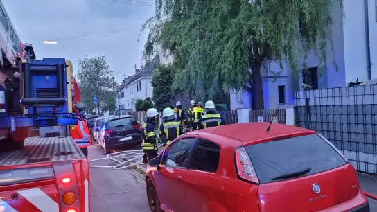 Laut Angaben der Feuerwehr wurde bei dem Brand niemand verletzt.  (Foto: Berufsfeuerwehr Augsburg)