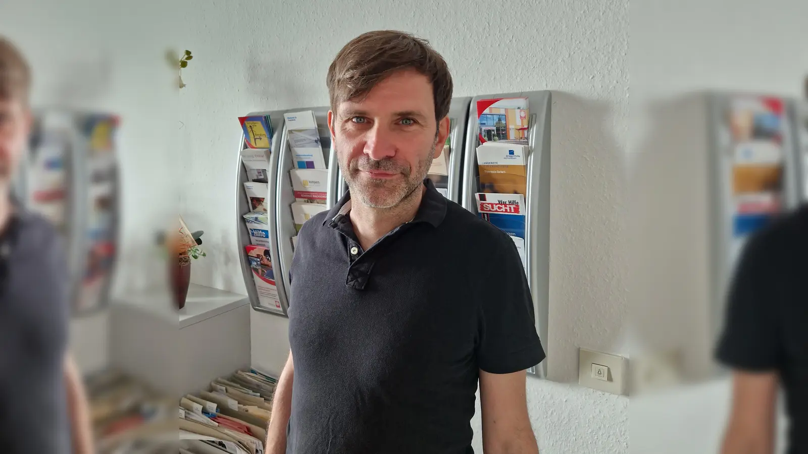 Caritas-Suchttherapeut Peter Kling empfiehlt für Angehörige von Suchtkranken die KLAR-Regeln. (Foto: Caritas Augsburg / Bernhard Gattner. )