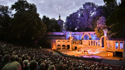 Das Staatstheater Augsburg inszeniert auf der Freilichtbühne jährlich Klassiker aus der Welt des Musicals und der Oper. (Foto: Jan-Pieter Fuhr)