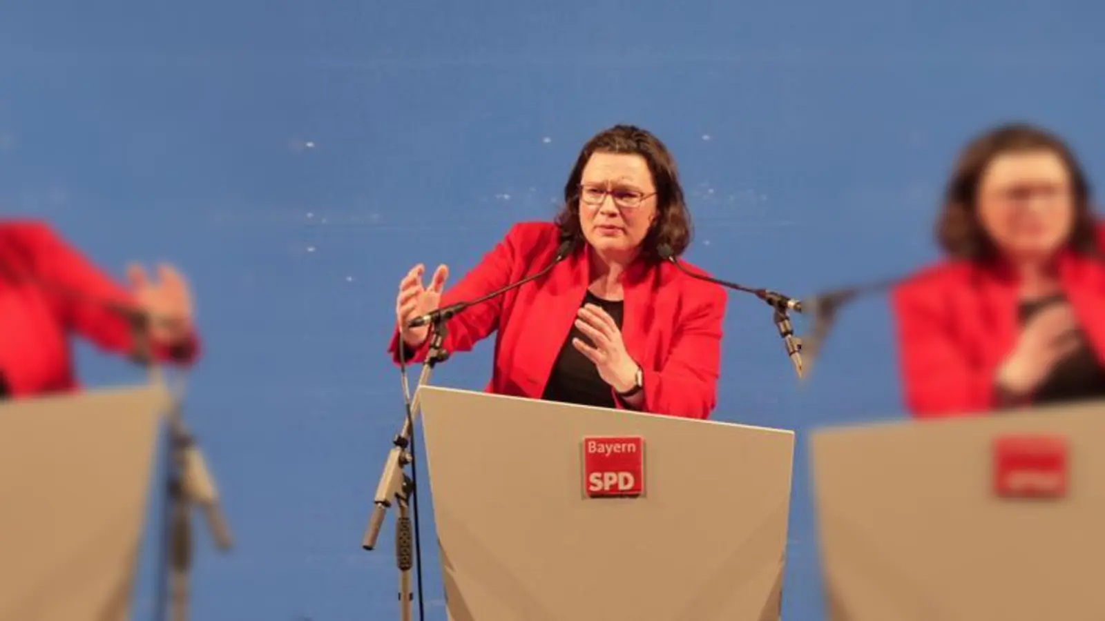 Andrea Nahles, Vorsitzende der SPD-Bundestagsfraktion, kam zum „politischen Ascherdonnerstag” in die Augsburger Kälberhalle.     	Foto: Hans Blöchl (Foto: Hans Blöchl)