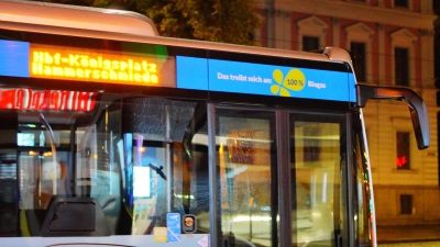 Stadtwerke und AVV richten für SIlvester wieder ein Nachtbusangebot ein.  (Symbolfoto: Maximilian Tauch)