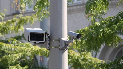 Die Polizei beobachtete über die Videokameras am Königsplatz, wie zwei Männer aneinander gerieten. (Archivfoto: jaf)