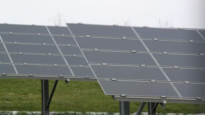 Welche Regeln müssen Investoren beachten, die Freiflächen-Photovoltaikanlage im Markt Inchenhofen verwirklichen wollen? Eine Orientierung soll ein Kriterienkatalog geben.  (Foto: XO)