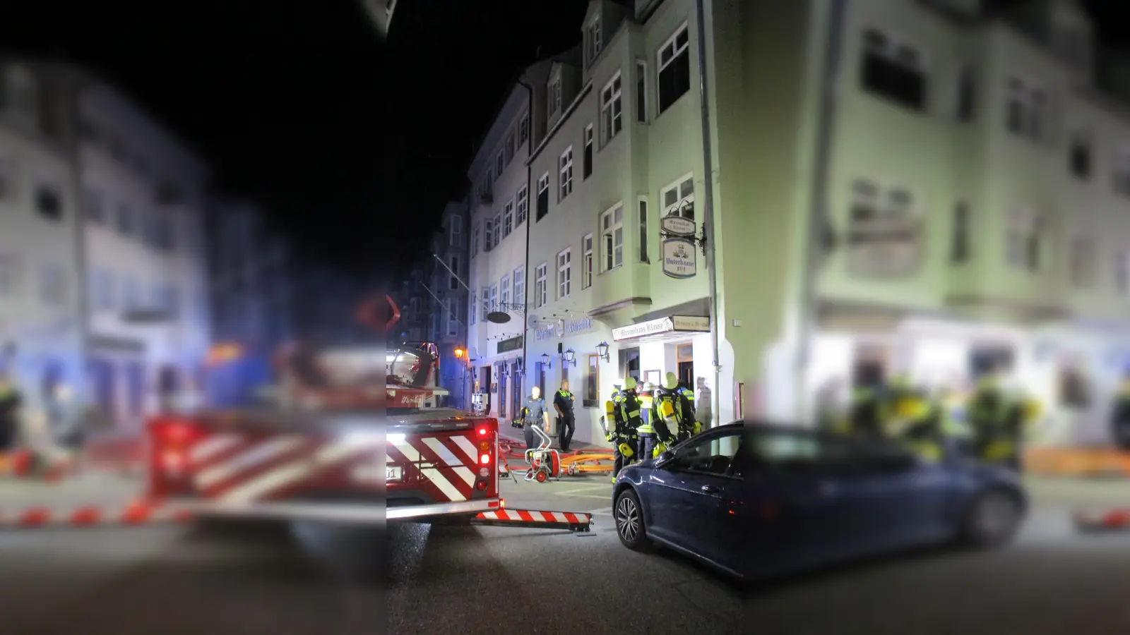Am frühen Donnerstag musste die Feuerwehr zu einem Gaststättenbrand in die Jesuitengasse ausrücken.  (Foto: Berufsfeuerwehr Augsburg)
