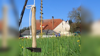 Mit den Maifesten beginnt das große Feiern im Wittelsbacher und Dachauer Land.  (Foto: Verena Heißerer)