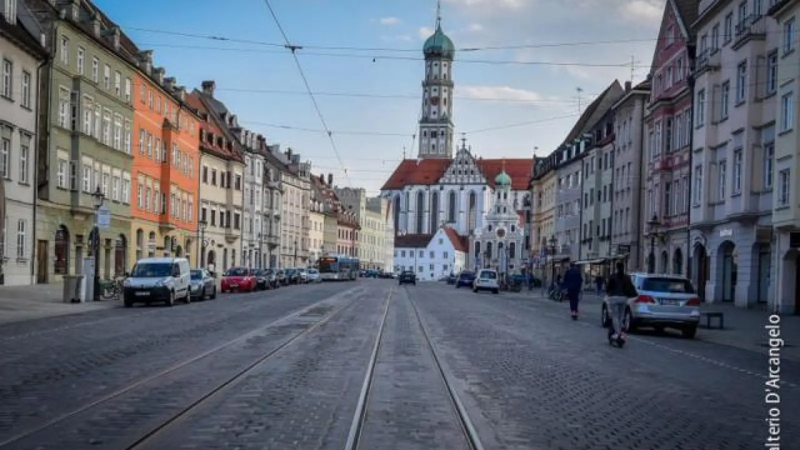 Augsburg wird immer teurer:   Die Immobilienpreise in Augsburg steigen weiter an. Gründe dafür sind unter anderem die Nähe zu München und das neue Universitätsklinikum.	Foto: Valterio D&#39;Arcangelo (Foto: Valterio D'Arcangelo)