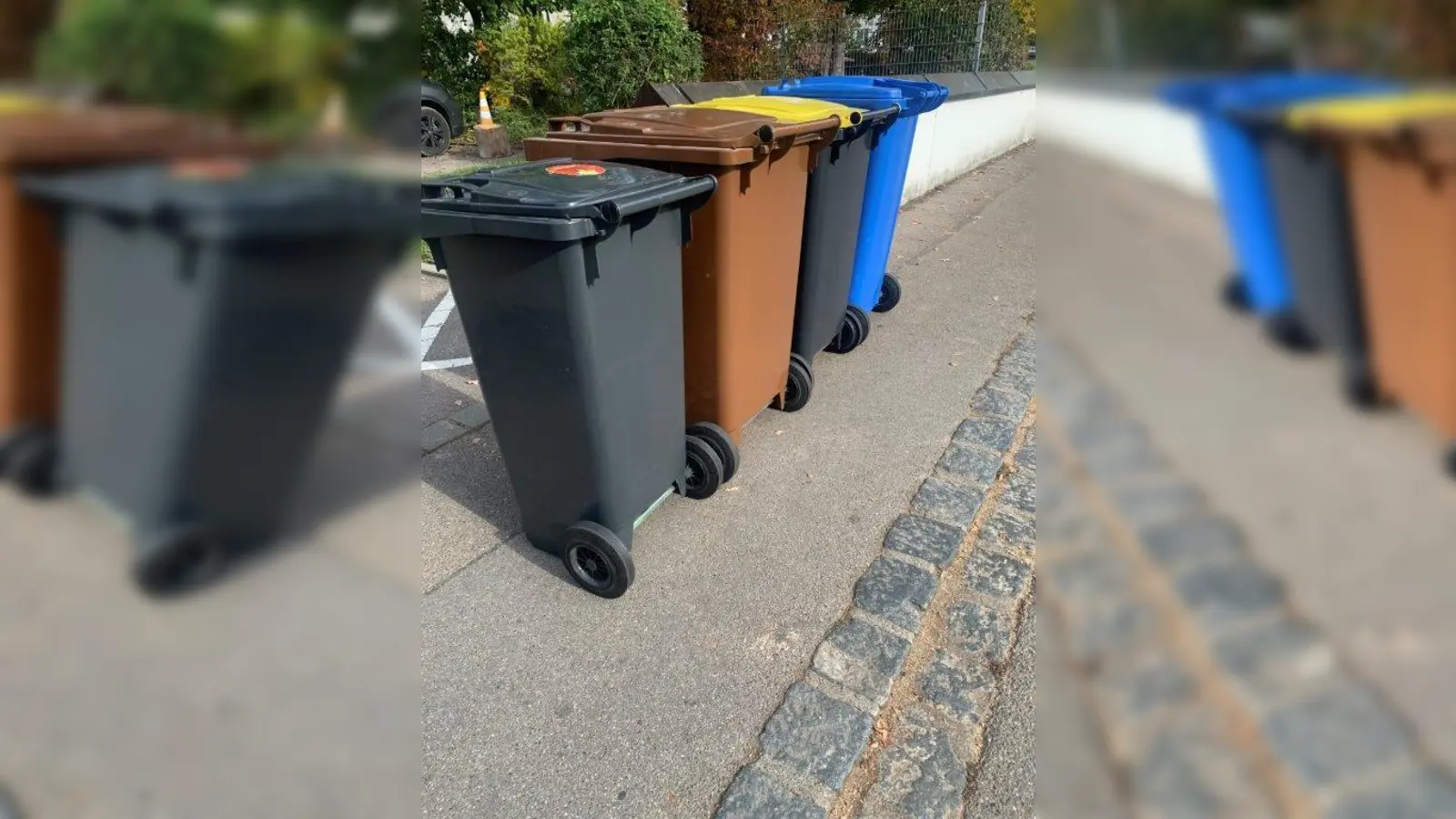 <b>Vergangenes Jahr</b> fiel die Bilanz für die Müllentsorgung im Landkreis Aichach-Friedberg sehr positiv aus. Würde sich dieser Trend fortsetzen, könnten in drei Jahren die Müllgebühren sinken.  (Archivfoto: Wolfgang Müller)
