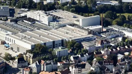 Zu sehen ist das Renk-Werk in Augsburg. Da es im Stammwerk zu eng geworden ist, will das Unternehmen in Oberottmarshausen ein neues Logistik- und Prüfzentrum bauen. 	Foto: Renk AG (Foto: Renk AG)