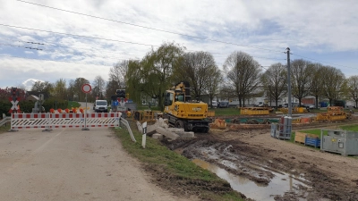 Wegen Gleisbauarbeiten aktuell bei Breitenau kurz vor Dachau ist die S2 von Dachau nach Altomünster noch bis Montag, 8. April, komplett gesperrt. (Foto: Franz Hofner)