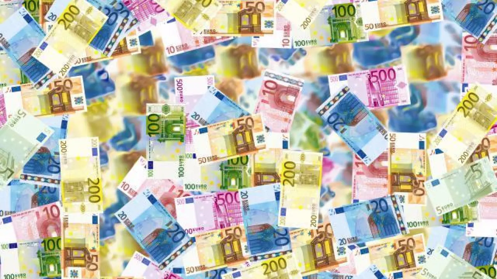 Dem Landkreis Dachau   sitzen die Geldscheine alles andere als locker in der Tasche. Im Gegenteil. Bis 2024 muss er für Investitionen Kredite in Höhe von 83 Millionen Euro aufnehmen.	Foto: pixabay (Foto: pixabay)