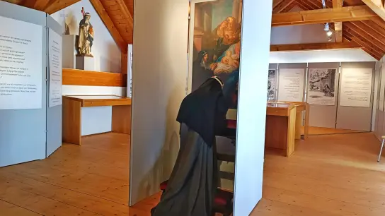 <b>Die neue Ausstellung im Altomünster Museum</b> zeigt das Leben und Wirken der heiligen Birgitta von Schweden.<br> (Foto: Susanne Allers)