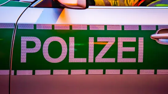 Polizei Symbolbild Blaulicht  (Foto: mjt)