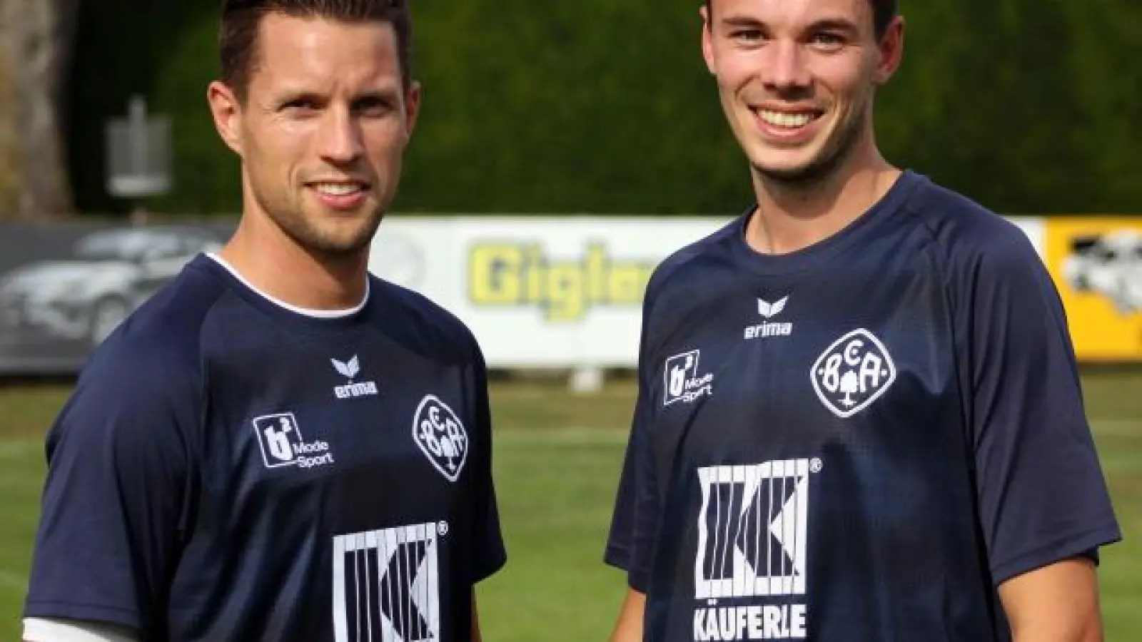 Auch in der kommenden Saison   Spielertrainer des BC Aichach: Marcus Winkler (links) und Sebastian Böhm.	Foto: W. Baudrexl (Foto: W. Baudrexl)