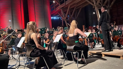 <b>Großen Musikgenuss</b> bot das Odeon-Jugendsinfonieorchester aus München kürzlich im Schorner Stadl.  (Foto: Ludwiga Baronin Herman)