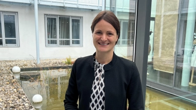 <b>Katrin Krauß-Herkert</b>, Managerin der Forum Media Group in Merching, seit Oktober IHK-Regionalvorsitzende und dreifache Mutter. 2023 war wegen neuer Aufgaben für sie herausfordernd und lehrreich.  (Foto: Forum Media )