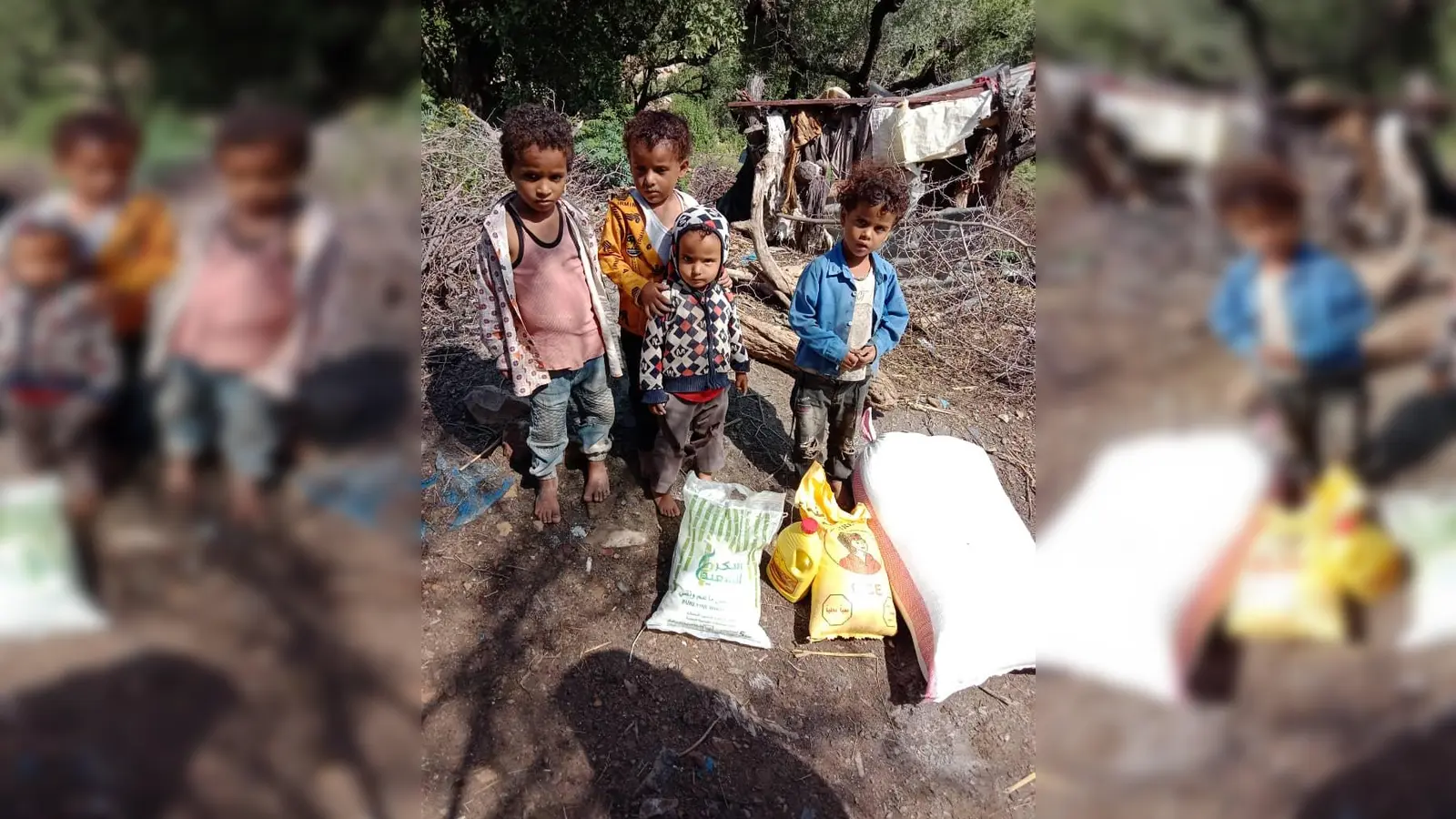 Seit mehr als einem Jahr werden etwa 300 hungernde Familien in den Bergen von Al Mihlaf von der Jemenhilfe mit Lebensmittel-Rationen versorgt. (Foto: Ali Al Sufi)