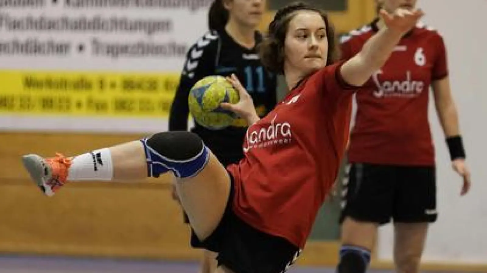 Lina Mahl   und die Aichacher Handballerinnen haben am Sonntag mit dem SV Laim wieder einmal eine hohe Auswärtshürde vor sich.