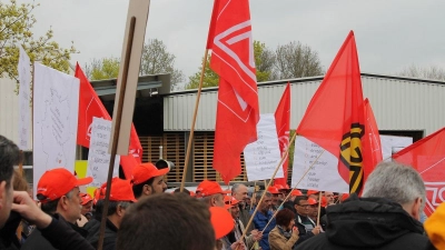 Die Mitarbeiter des Ledvance-Standorts Augsburg protestierten erneut gegen die Schließung. (Foto: Laura Türk)