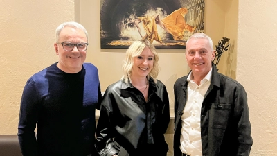 <b>Wurden als Führungsteam der Aga bestätigt:</b> Robby Burkhard, Susanne Müller und Martin Fischer (von links). (Foto: Daniel Hauke)