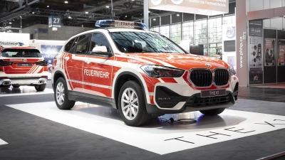 <b>Wird das neue Einsatzfahrzeug</b> des Kreisbrandrats: ein BMW X3 in der Feuerwehrausstattung. (Foto: Gudrun Muschalla / BMW Group)
