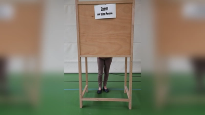 <b>Angesichts des anhaltenden Trends</b> hin zur Briefwahl, wird die Stimmabgabe im Wahllokal zunehmend zum Auslaufmodell.  (Foto: Erich Hoffmann)